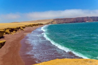 Tour de 4 Horas a Paracas con Playa Roja y La Catedral