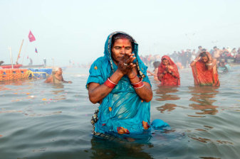 Full-Day Prayagraj Sightseeing Tour with Triveni Sangam and Anand Bhavan