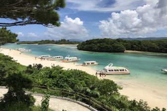 6-Hour Ishigaki Island Highlights Tour with Crafts and Kabira Bay