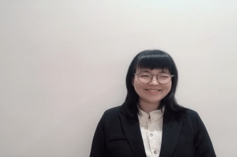 8-Hour China Interpreter and Travel Assistant with 4-Language Support