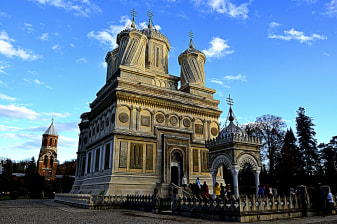 3-Day Romania Tour from Bucharest with Sibiu and Corvin Castle