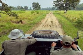 2-Day Bardia Wilderness Experience with Overnight Treehouse Stay