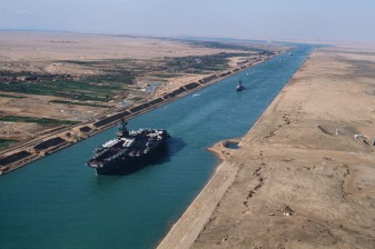 10-Hour Tanis and Suez Canal Tour from Cairo with Egyptologist Guide