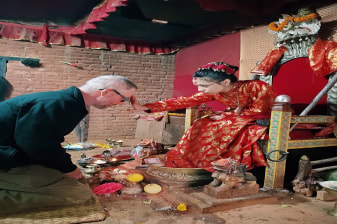 3-Hour Kumari Chhen Tour in Patan with Living Goddess Blessing