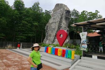 8-Hour Kukup and Tanjung Piai Tour with Seafood Lunch