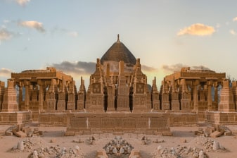 15-Day Pakistan Heritage Tour through Indus Valley, Gandhara and Mughals