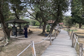 4-Hour Phnom Penh Modern History Tour with S-21 and Choeung Ek