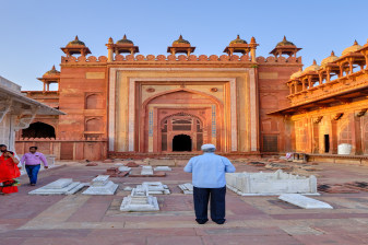 1-Day Bundi to Agra Tour with Chand Baori and Fatehpur Sikri