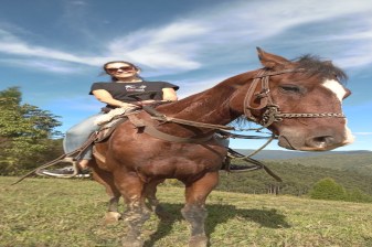 5-Hour Horseback Ride in Caldas, Antioquia with Rivers and Birdwatching