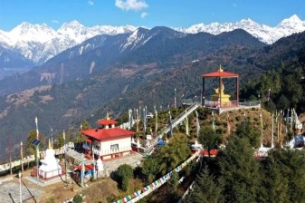 14-Day Langtang Ganja La Pass Trek through Langtang and Helambu