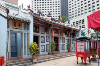 3-Hour Johor Bahru Walking Tour with Temples and Heritage Street