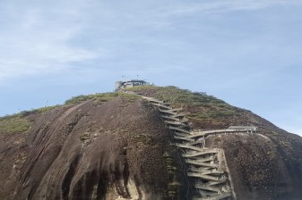 Full-Day Peñol and Guatapé Tour with Rock Climb and Boat Trip
