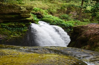 6-Hour Cave and Waterfalls Tour in Presidente Figueiredo