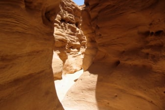 9-Hour Coloured Canyon Safari from Sharm El Sheikh to Nuweiba