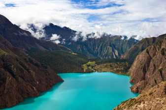 11-Day Phoksundo Lake Trek in Dolpo with Ringmo and Tshowa Gompa