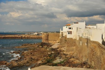 Full-Day Asilah Town and Beach Tour with Medina and Ramparts
