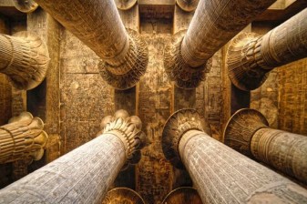 10-Hour Luxor to Aswan Temple Transfer Tour via Esna Edfu and Kom Ombo