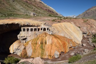 9-Hour High Mountain Tour from Mendoza with Aconcagua Park