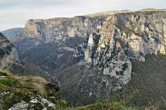 15-Day Greece Contrasts Tour from Igoumenitsa with Zagori and Nicopolis