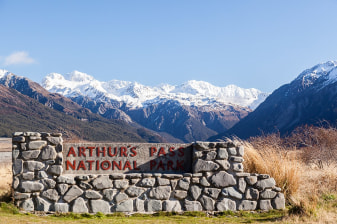 9-Hour Arthur's Pass National Park Tour from Christchurch by Train