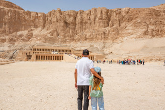 8-Hour Luxor West and East Bank Tour with Valley of the Kings