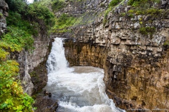 2-Day Almaty Trekking Tour with Tekes Waterfall and Lake Tuzkol