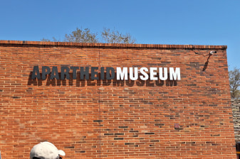 6-Hour Johannesburg and Soweto Tour with Apartheid Museum