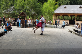 5-Day Hiking Tour in Romania with Mocanita Train and Horseback Riding