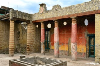 2-Hour Herculaneum Private Guided Tour with Ancient Roman Ruins