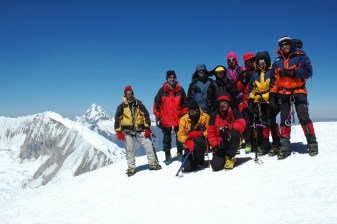 4-Day Nevado Tocllaraju Climb from Huaraz via Ishinca Valley