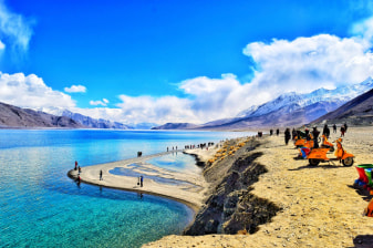 7-Day Private Ladakh Tour with Nubra Valley and Pangong Lake