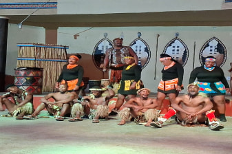 5-Hour Lesedi Cultural Village Tour from Johannesburg with Lunch