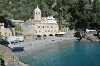 5-Hour Trekking Tour of Portofino to San Fruttuoso Abbey