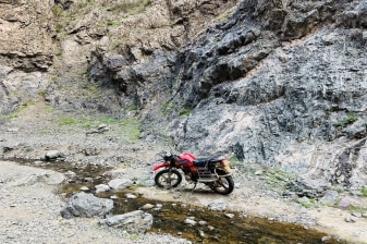 6-Day Gobi Desert Adventure in Mongolia with Nomadic Family Stays