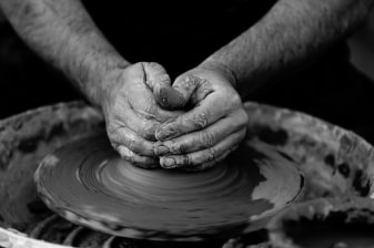 Full-Day Kunming Handicrafts Tour with Dai and Aini Art Workshops