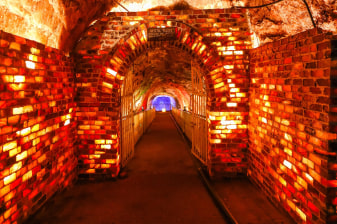 3-Day Pakistan Sightseeing Tour with Khewra Mine and Taxila