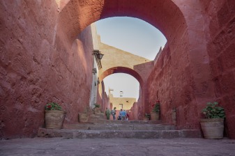 Tour a pie de 3 horas por Arequipa con Monasterio de Santa Catalina