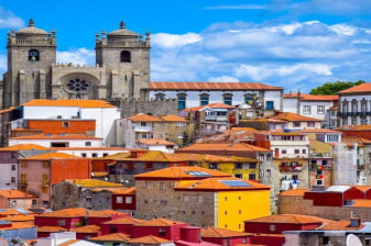 3-Hour Porto Walking Tour with Hidden Corners and Port Wine Culture