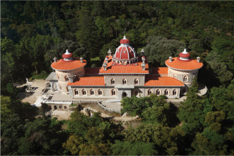 8-Hour Sintra and Cascais Tour with Cabo da Roca and Monserrate