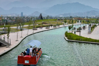 4-Hour Downtown Monterrey Boat Tour with Paseo Santa Lucia