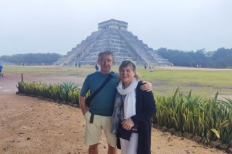 10-Hour Private Chichen Itza Tour with Cenote and Valladolid