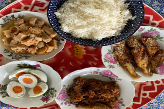 6-Hour Brunei Culinary Tour to Tutong with Lamin Warisan Cooking