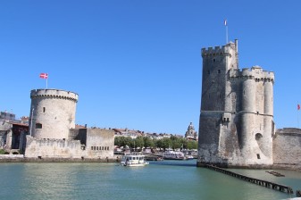 2-Hour Private Walking Tour of La Rochelle with Medieval Towers