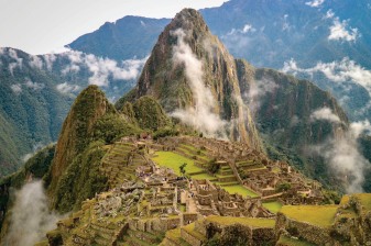 14-Hour Machu Picchu Tour from Cusco with Train and Guided Visit