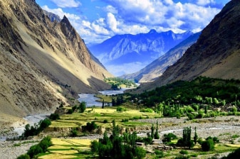 20-Day Pakistan Cultural and Nature Tour with Fairy Meadows and Hunza
