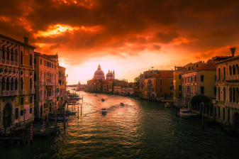 2-Hour Private Walking Tour of Venice with Hidden Alleys and Rialto