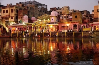 1-Day Mathura Temple Tour with Optional Vrindavan Visit