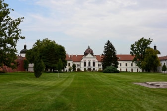 4-Hour Sissi Castle Tour to Gödöllő from Budapest by Train