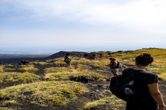 3-Hour Mount Etna Walking Tour with Bove Valley and Sea Views
