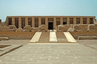 10-Hour Dendera and Abydos Tour from Luxor with Temple Entry